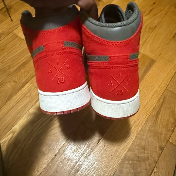 Air Jordan 1 - Picture 3 of 6